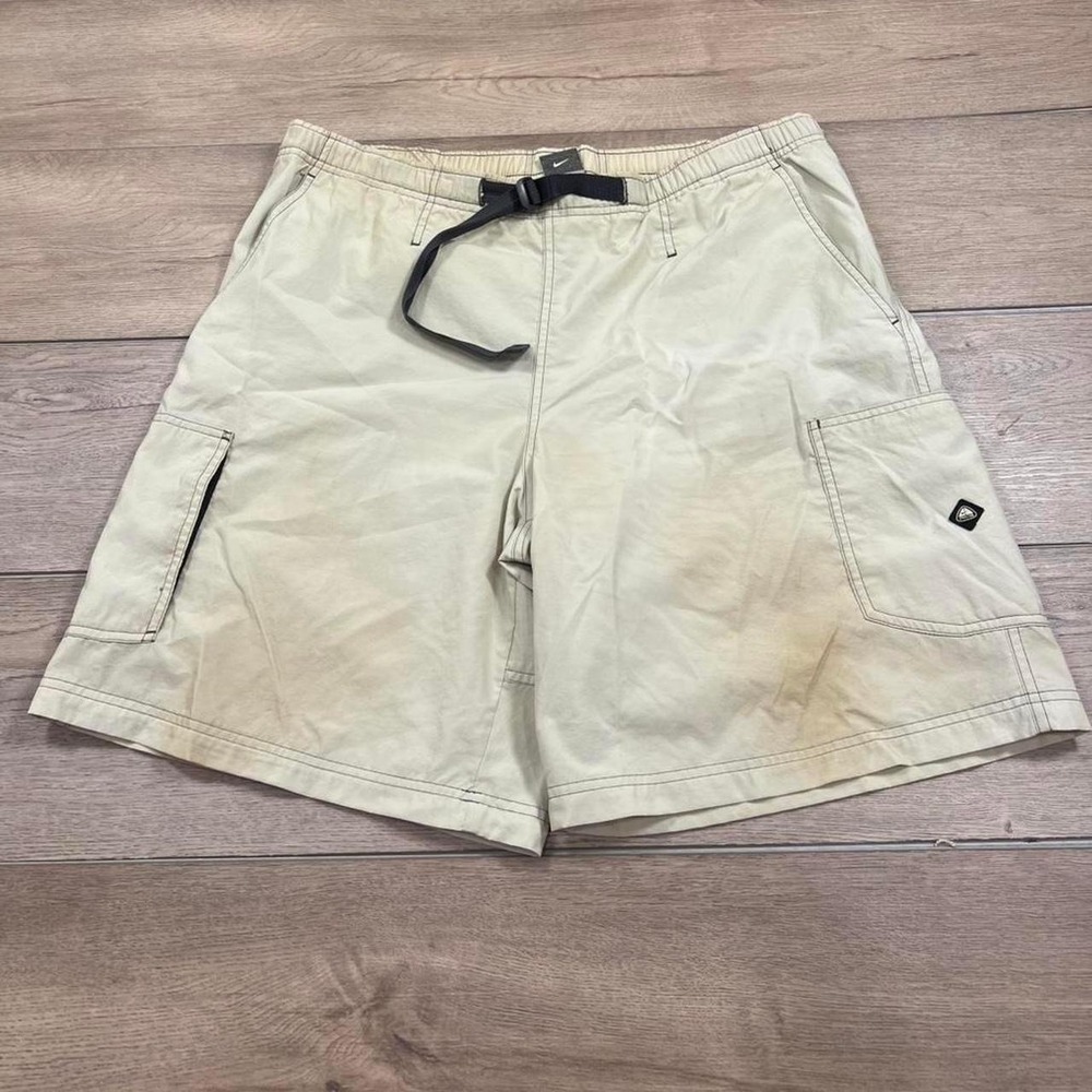 Nike ACG Cargo Shorts Mens Large Beige Vintage Belted Gorpcore Hiking Utility